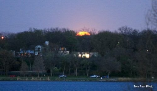 Full moon rising over Dallas TX 3-19-11