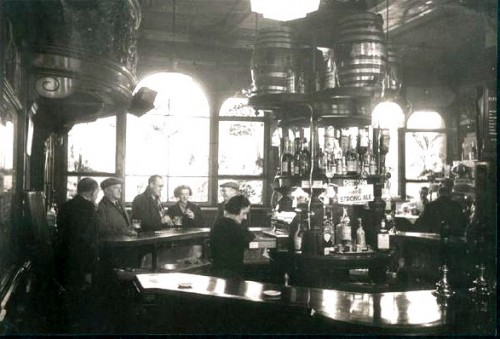 This is a photo of the Elephant &amp; Caste pub where the poem took place in 1950s when pub was closed up.